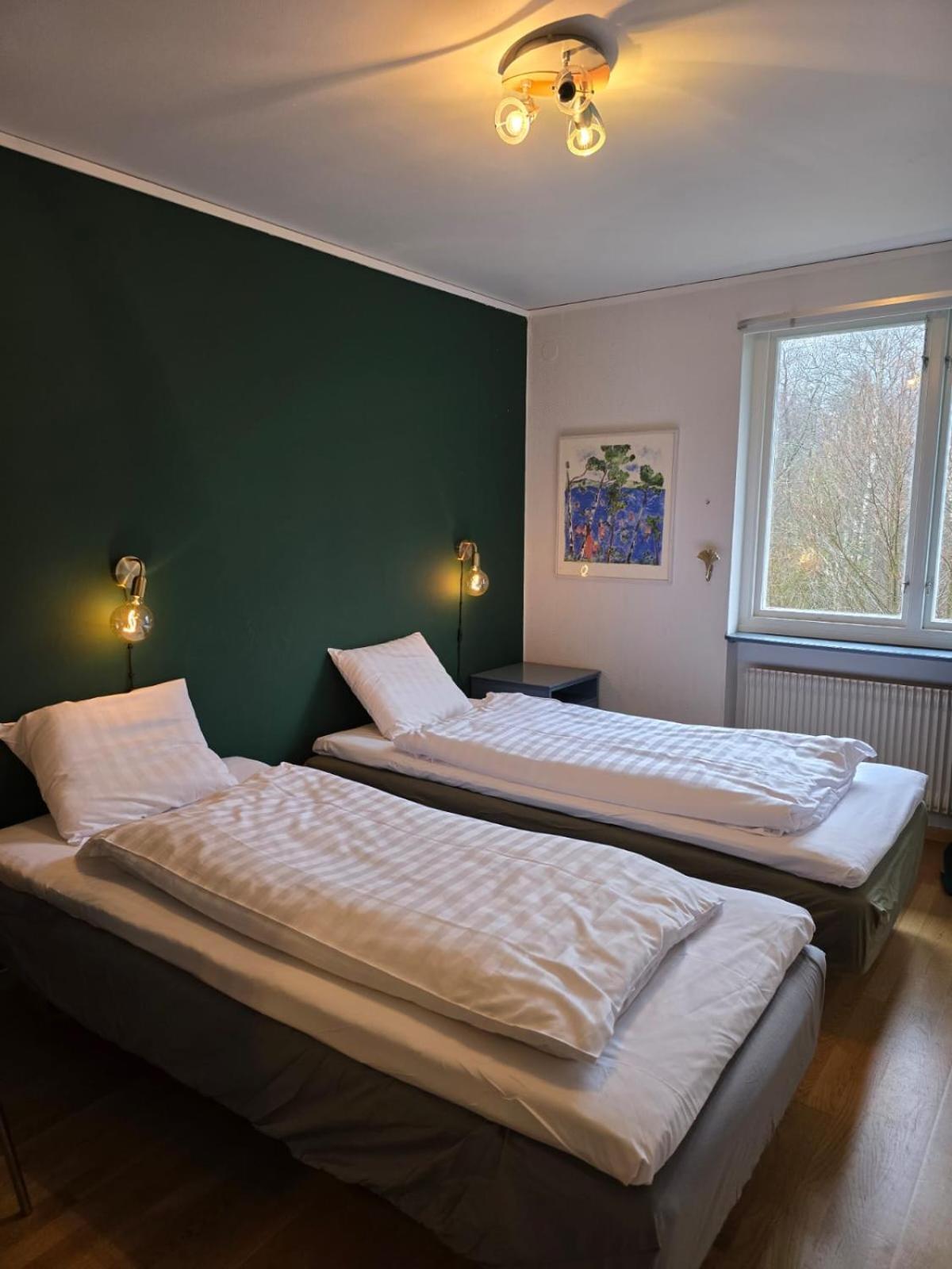 Nature Shelter Hotel Asljunga Bagian luar foto