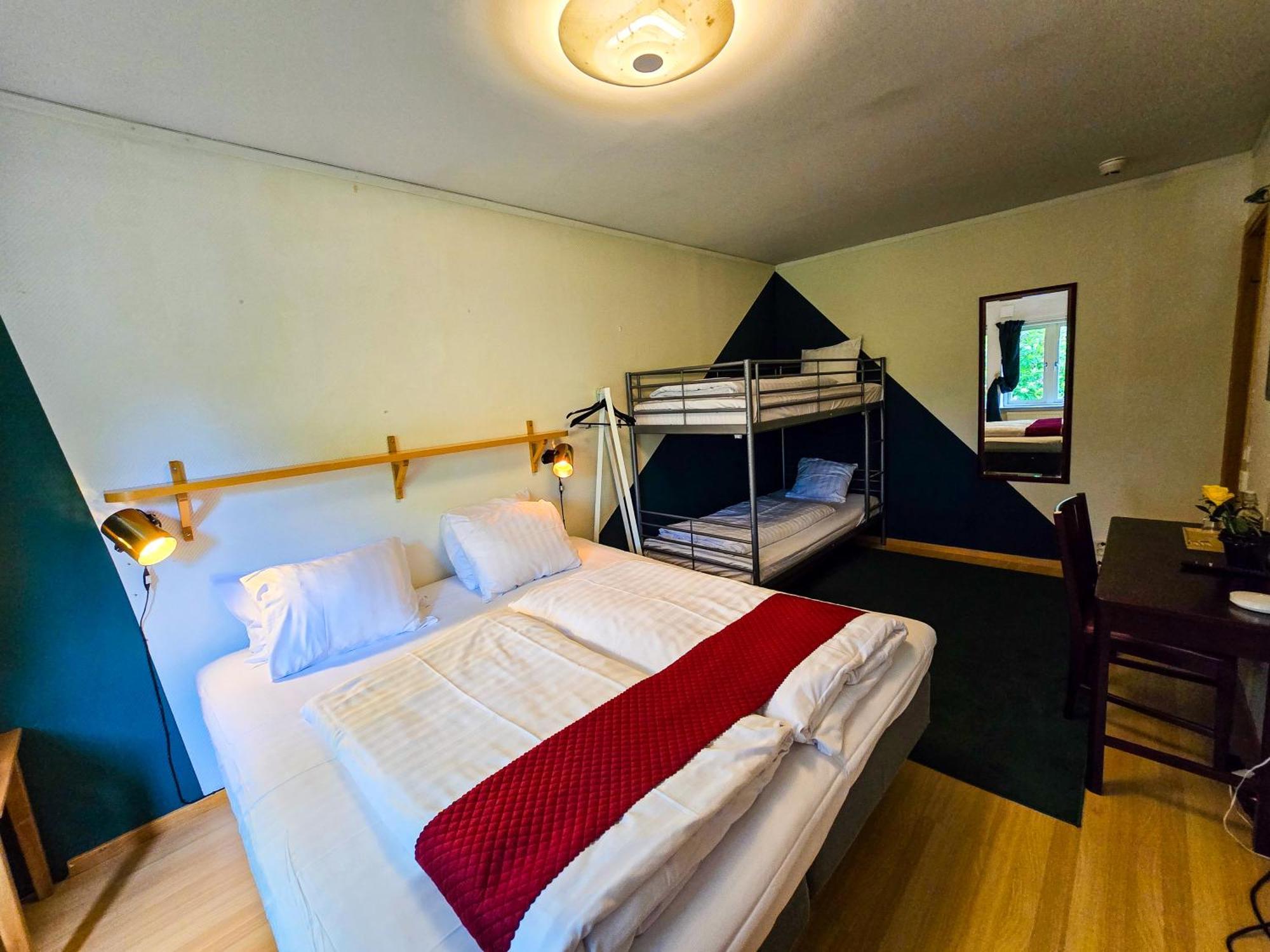 Nature Shelter Hotel Asljunga Bagian luar foto